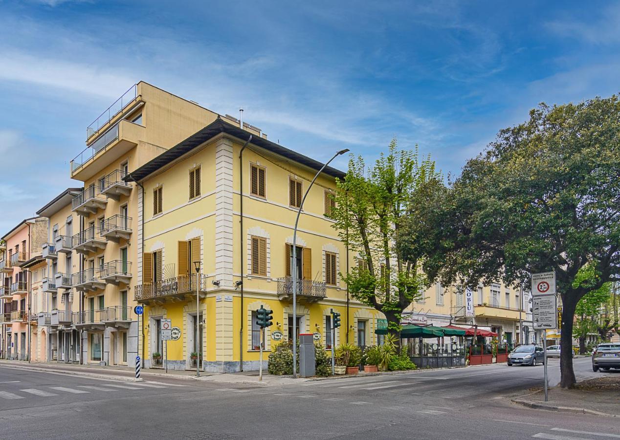 Villa Grazia Viareggio Exterior photo